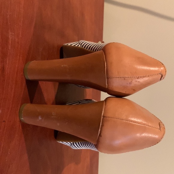 Nautical Gianni Bini heels - Picture 2 of 3